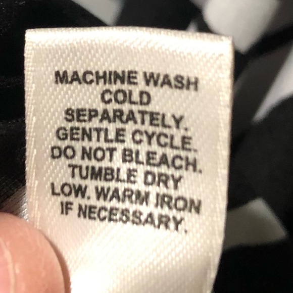 Cato size 26/28W Cross-Front Pullover Top Black & White - Picture 2 of 10